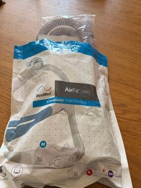 ResMed AirFit N30i Starter Pack - new